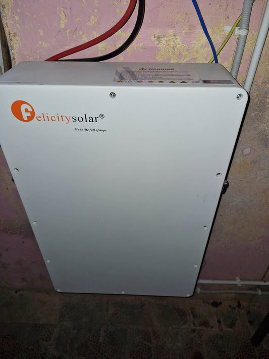 10 kW Hybrid Solar Inverter & Battery Storage Kit